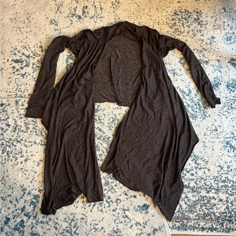 Patagonia stretchy yoga wrap top, size medium